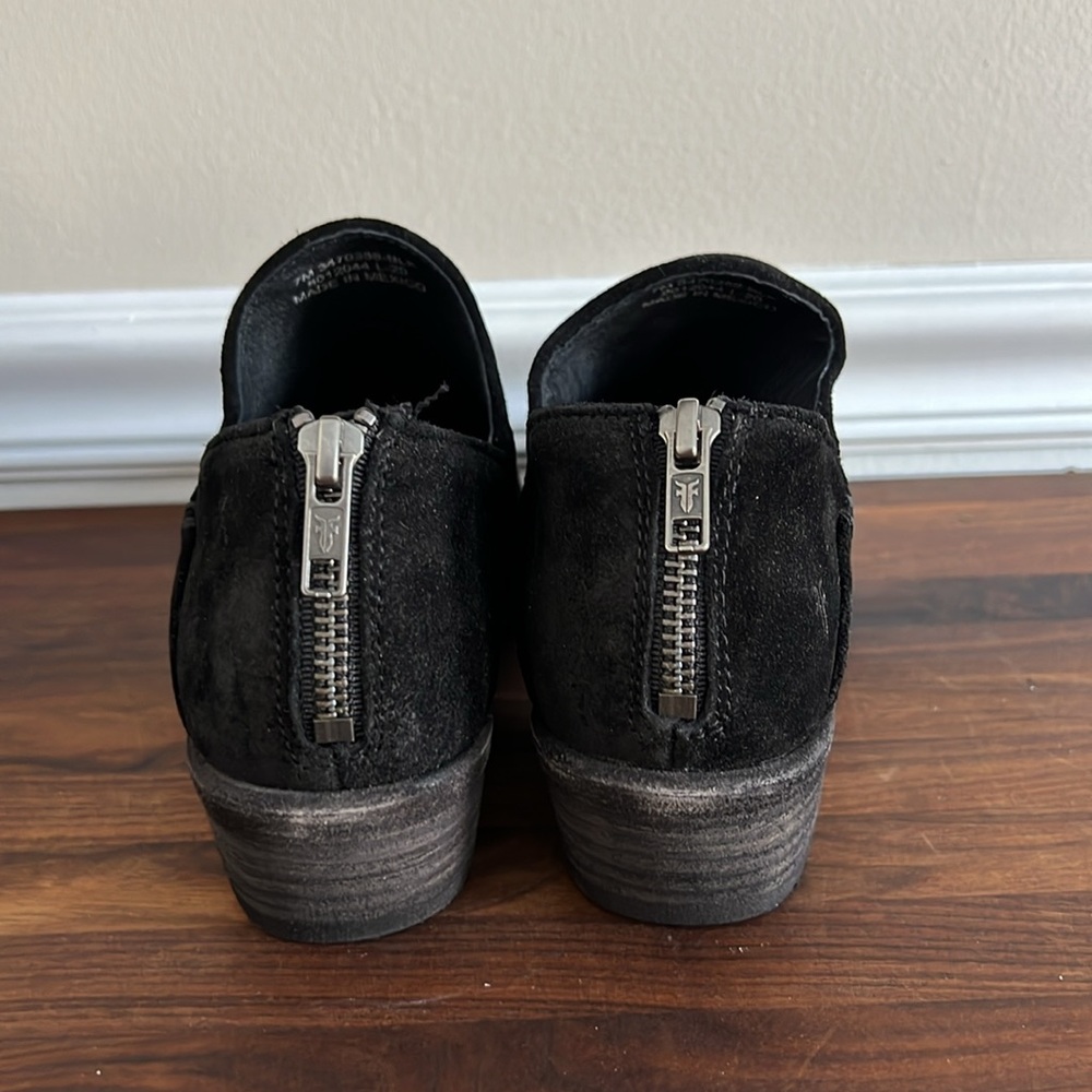 Frye Carson Shootie Black Suede Back Zipper Ankle Boots 7M - Picture 6 of 9